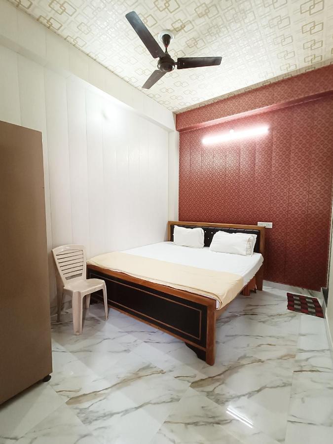 Saraswati Palace พาราณสี ภายนอก รูปภาพ